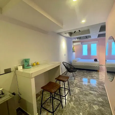 Almeria Apt, Stylish Modern Near Centro *